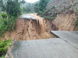 Bộ Xây dựng: Toàn ngành vào cuộc khắc phục hậu quả mưa lũ miền Trung