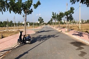 Giá bất động sản tăng nhanh, 2 tỷ đồng khó mua nhà khu Đông
