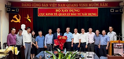 Trao quyết định bổ nhiệm Chánh Văn phòng Cục Kinh tế – Quản lý đầu tư xây dựng